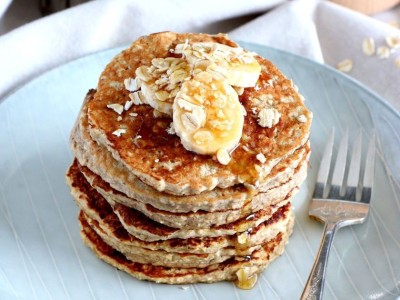 Ce mănânci când ești la dietă - clătite cu ovăz, desertul ideal