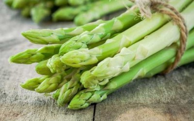 Ce se întâmplă în organismul tău dacă consumi sparanghel