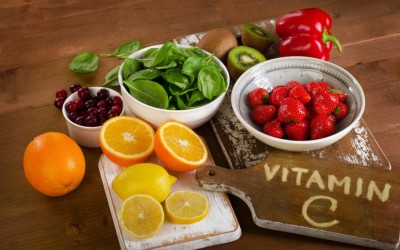 Cum poți să-ți întărești sistemul imunitar în timpul pandemiei de coronavirus. Alimente bogate în vitamina C