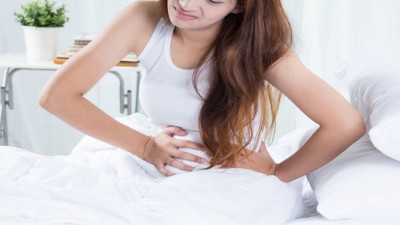Cum să scapi de durerile de stomac cu ajutorul plantelor! Remedii naturiste pe care trebuie să le încerci