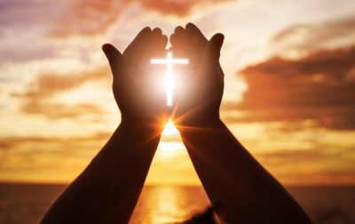 Rugăciunea pentru ajutor și spor în toate pe care trebuie să o spui în fiecare miercuri