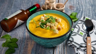 Supa cremă de morcovi și țelină, un deliciu. Ai nevoie de câteva ingrediente