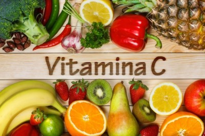 Vitamina C - ce rol are pentru organism și în ce alimente o găsești
