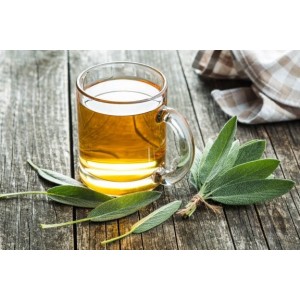 Amestecă aceste ingrediente și prepară o băutură magică, ce ajută la detoxifierea rinichilor!