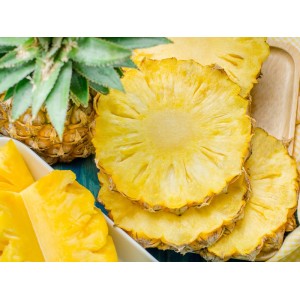 Ce se întâmplă în organismul tău dacă bei apă cu ananas dimineața, pe stomacul gol