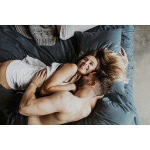 Cum să păstrezi vie pasiunea în cuplu. Sfaturi de care să ții cont