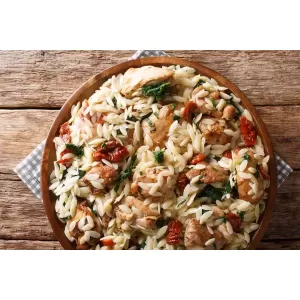 Rețete cu pui inspirate din bucătăria mediteraneană pe care să le încerci