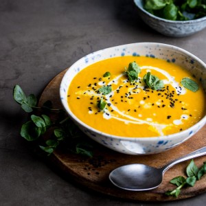 Supă-cremă de morcovi și ghimbir, un preparat delicios, pe care trebuie să-l savurezi toamna 